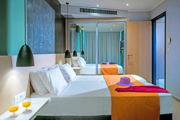 Quadruple room with sea view Corissia Princess Hotel